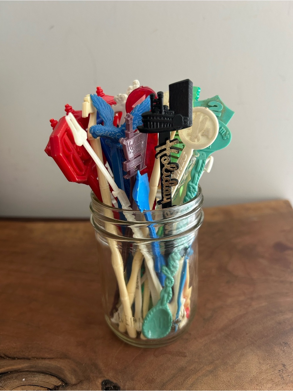 33 Vintage Plastic Cocktail Swizzle Stir Sticks Various Restaurants Barware